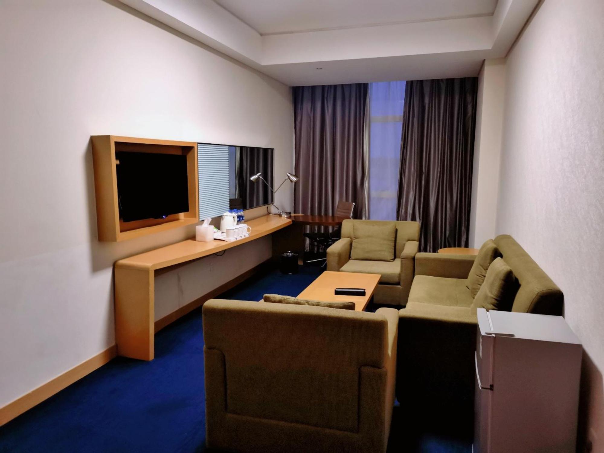Holiday Inn Express Zhengzhou Airport By Ihg Xinzheng  Dış mekan fotoğraf