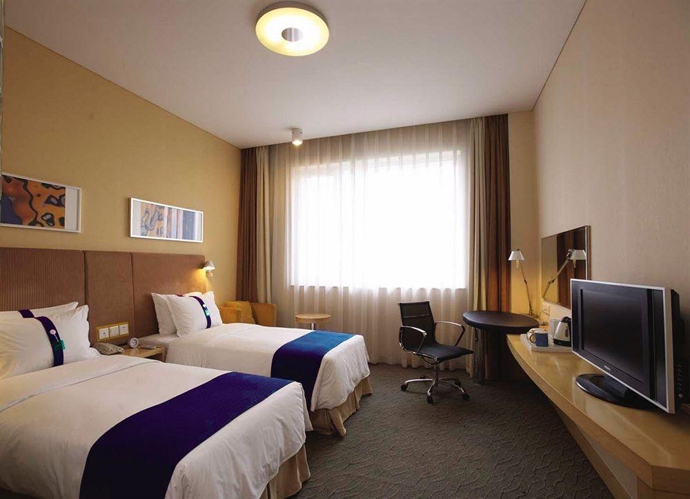 Holiday Inn Express Zhengzhou Airport By Ihg Xinzheng  Dış mekan fotoğraf